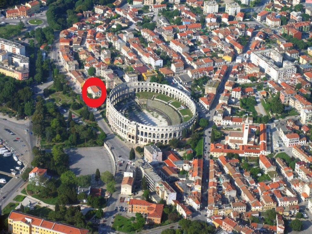 Apartments Arena Pula Exterior foto